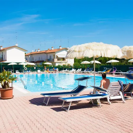 Costa Paradiso 3* לידו אדריאנו