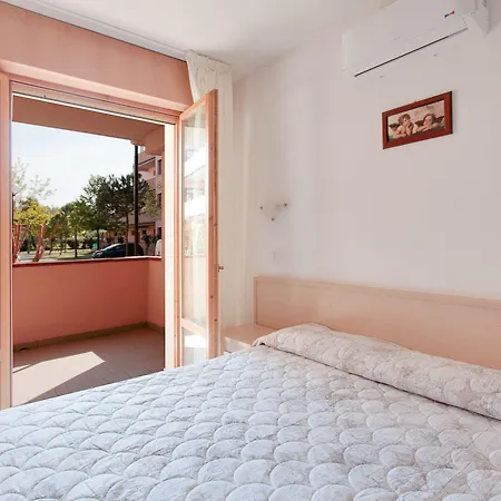 Costa Paradiso 3*