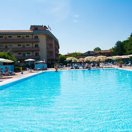 Costa Paradiso 3*