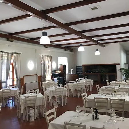 Costa Paradiso 아파트호텔 리도아드리