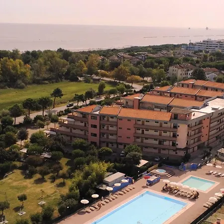 Costa Paradiso Апарт-отель