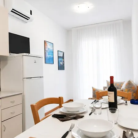 Aparthotel Costa Paradiso 3*