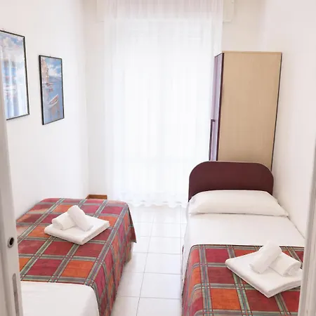 Costa Paradiso 3*