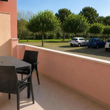 Aparthotel Costa Paradiso 3*
