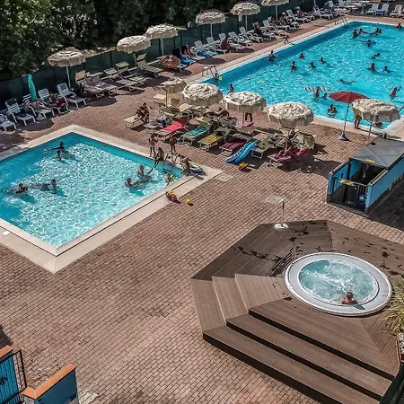 Aparthotel Costa Paradiso