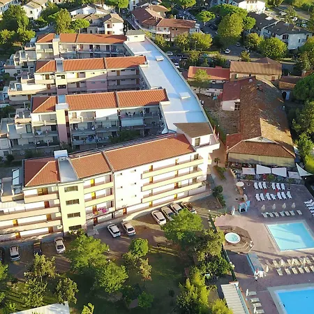 Costa Paradiso