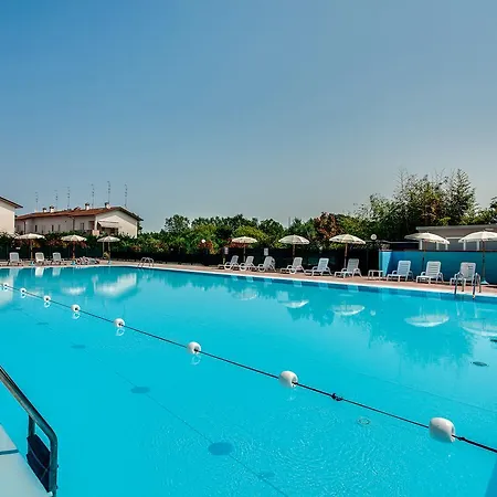 아파트호텔 Costa Paradiso 3*