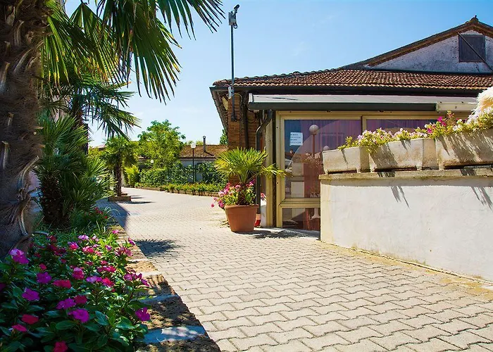 Costa Paradiso מלון דירות 3*