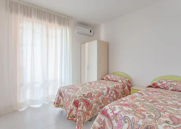 Costa Paradiso 3* לידו אדריאנו