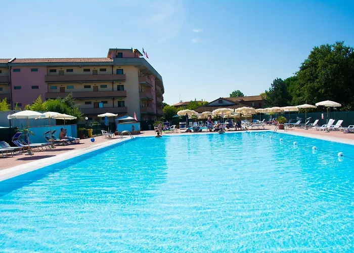 Costa Paradiso 3*