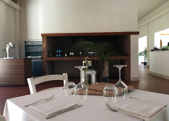 Costa Paradiso לידו אדריאנו