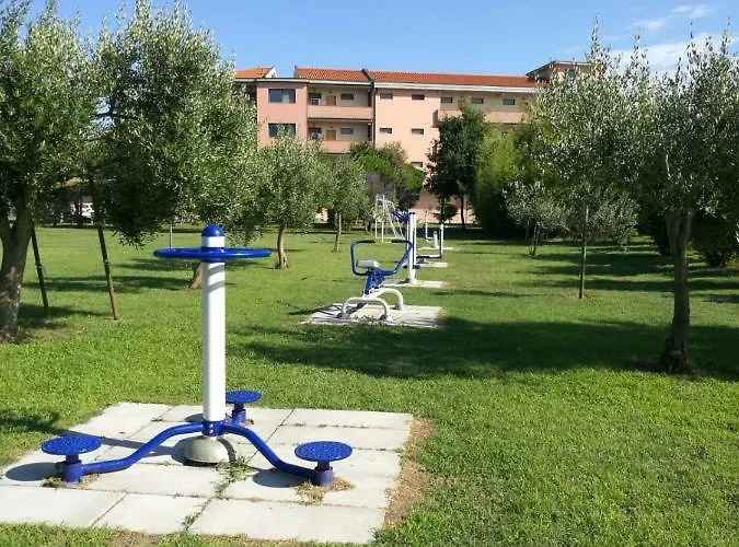 Ξενοδοχείο με διαμερίσματα Costa Paradiso 3*